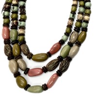 Rainforest Pearl – Sustainable Ecuador Tagua Necklace
