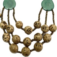 Ivory Laurel Bloom – Handmade Sustainable Necklace